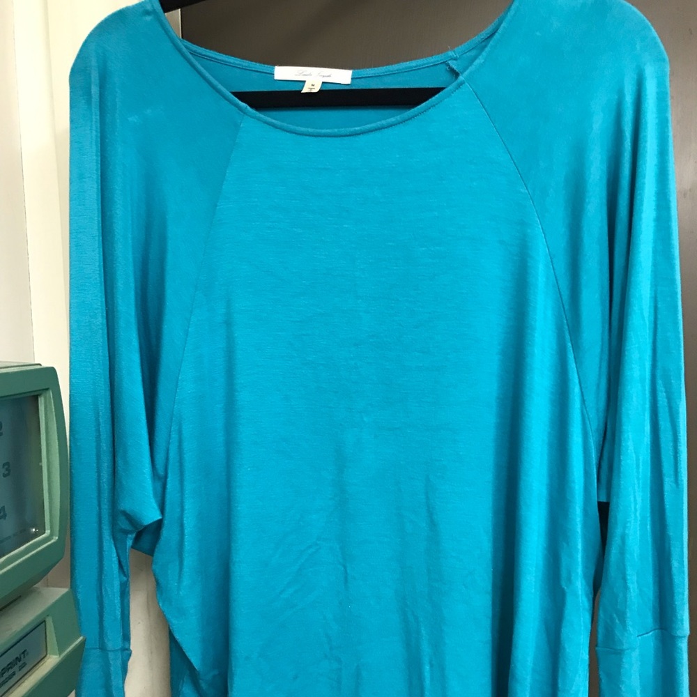 Tea boutique blouse